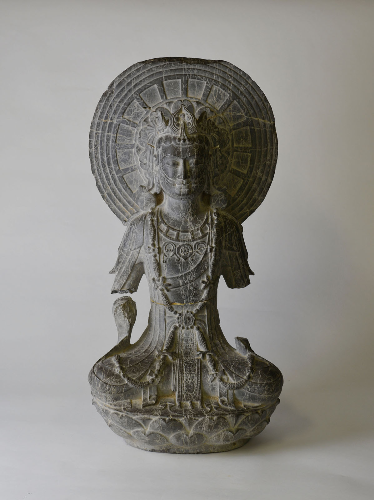 石仏坐像　東魏～北斉時代（6世紀）蒼山コレクション