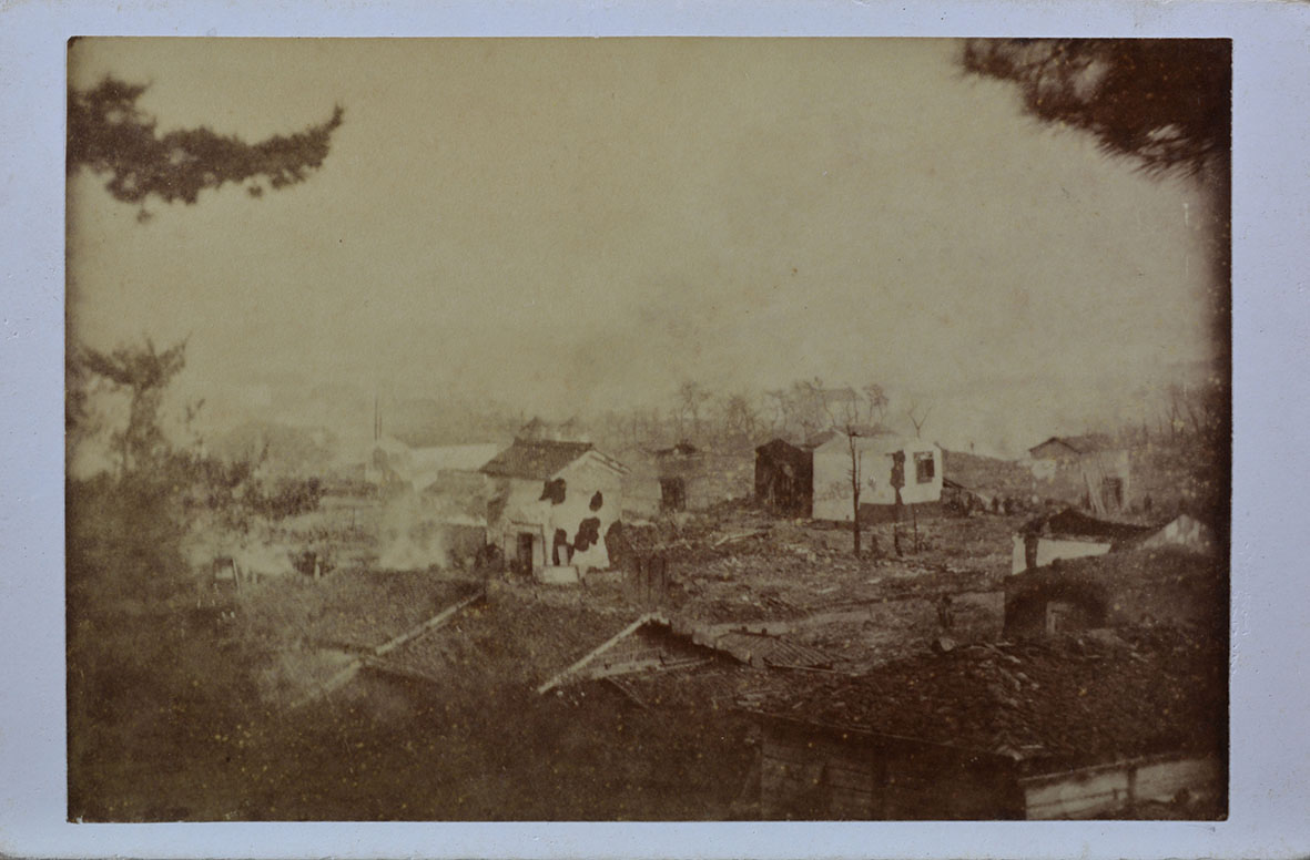 《酒田大地震写真》　明治27年(1894)　酒田市指定文化財　