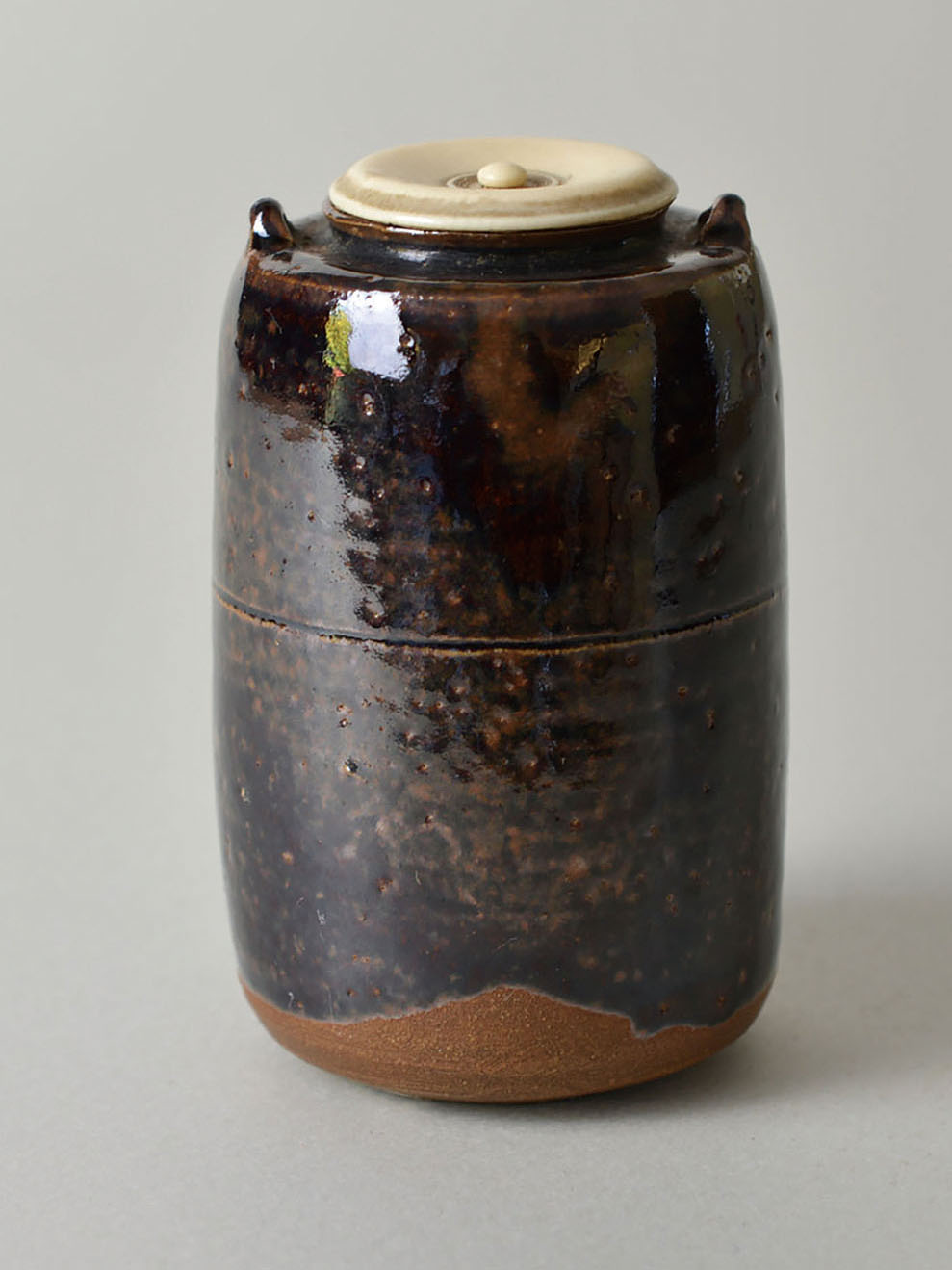 膳所耳付茶入　江戸時代前期（17世紀）