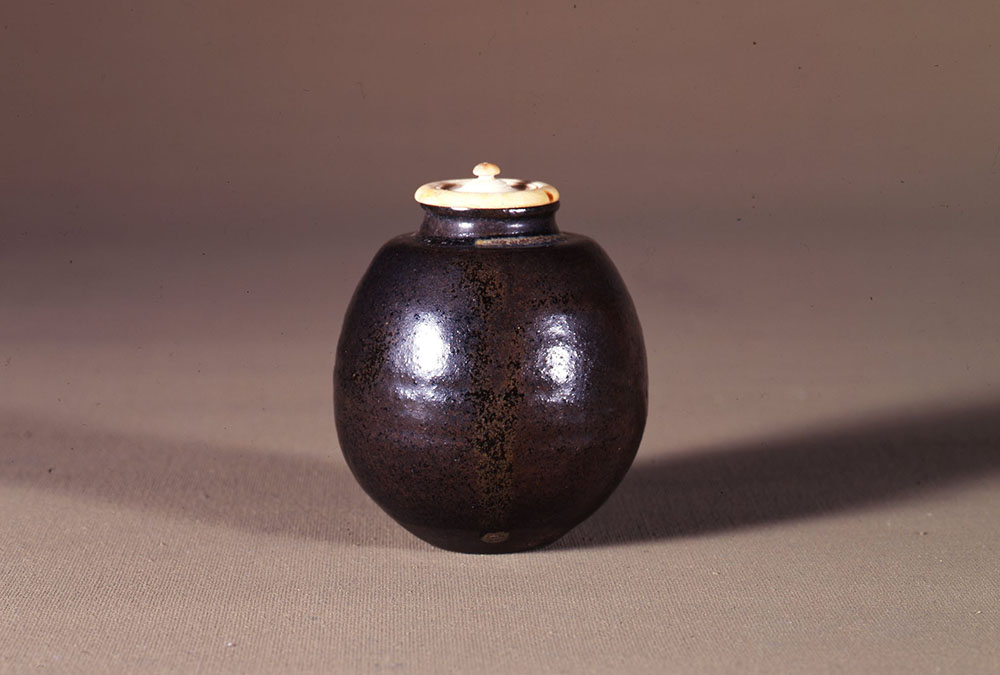 唐物茄子茶入 銘 七夕　中国・南宋時代（13世紀）