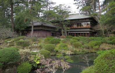 展示替えに関わる休館日のお知らせ